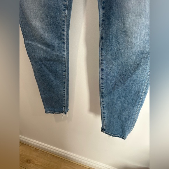 LIKE NEW- CITIZENS OF HUMANITY ROCKET HIGHRISE SKINNY JEAN- size 29 - Picture 11 of 12